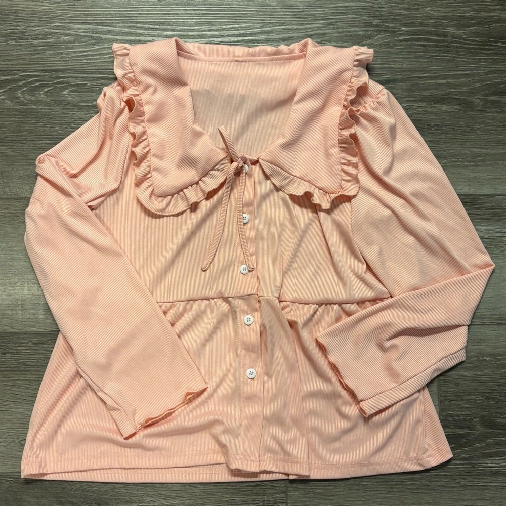 🩰Pink Collared Ruffled Pajamas🩰 - Picture 2 of 7